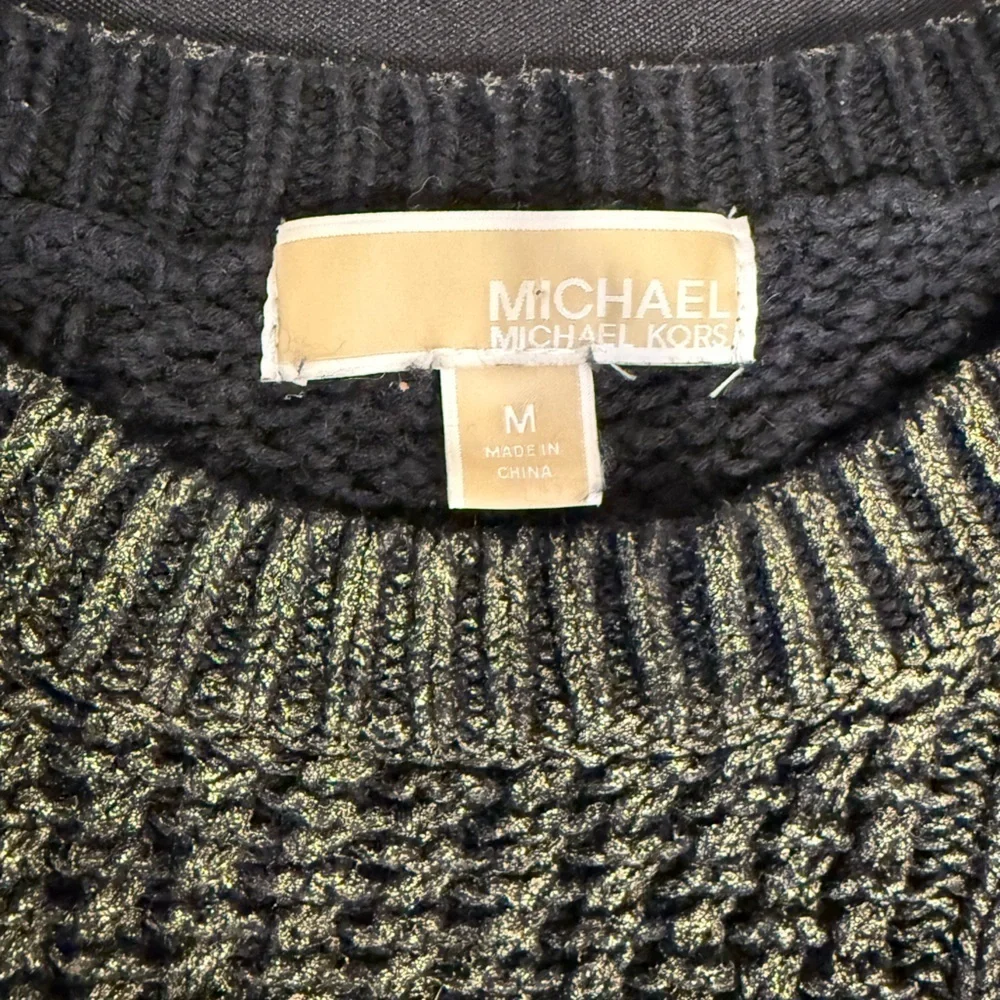 🔥Michael Kors Women’s Black with Gold shimmer Cable Knit Sweater Sz M Like New🔥